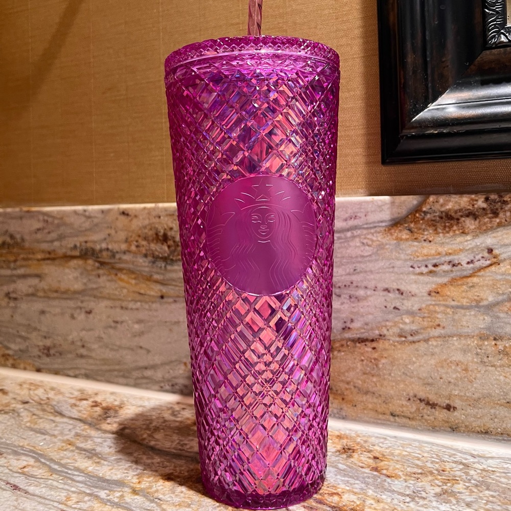 Brand Nee Starbucks Jeweled Diamond Pink Iridescent Holiday 2022 Tumbler 24oz